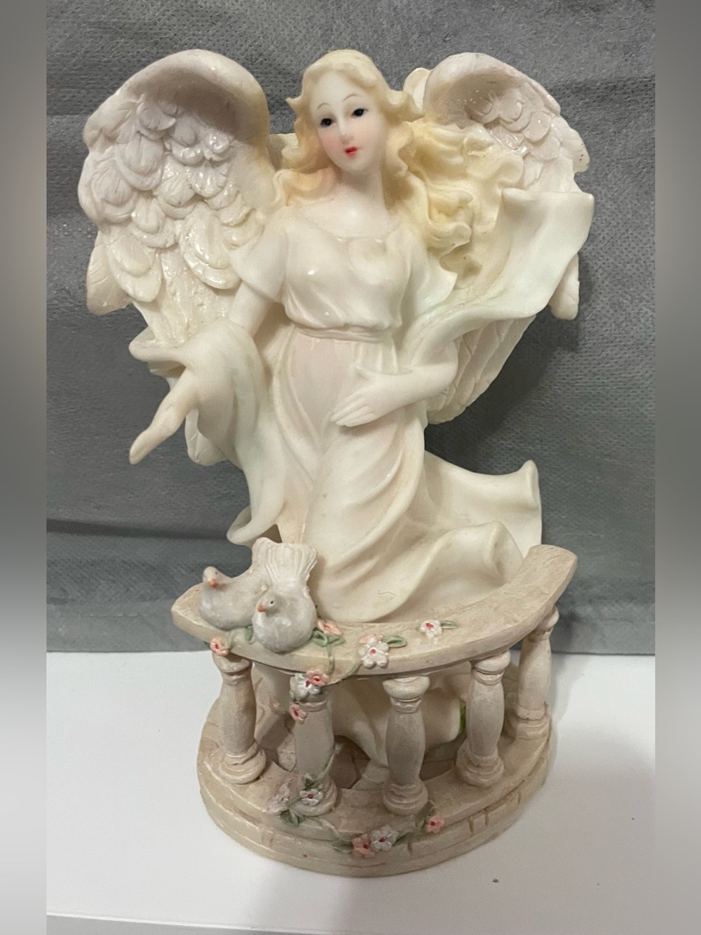 Angel Wing Statue - Ivory Home Art Figurine